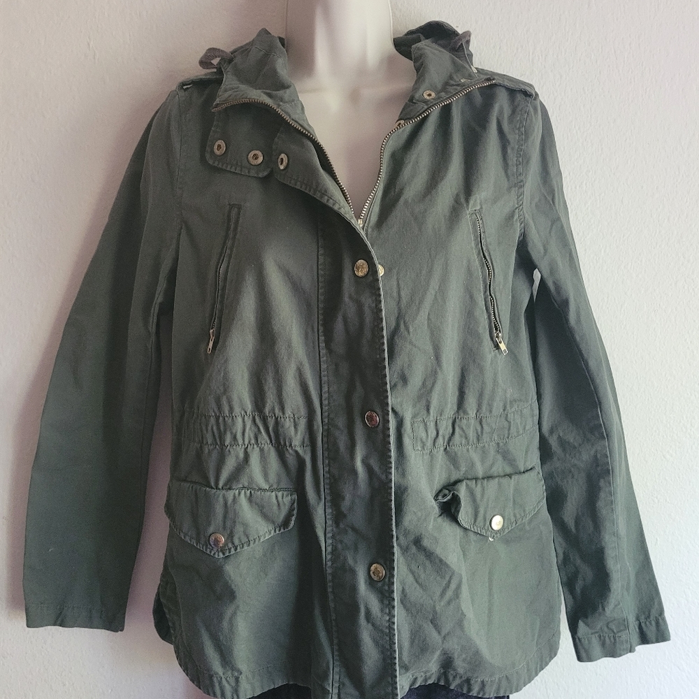 Green jacket military style